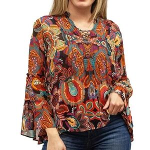 NWT KARYN SEO Blouse with long bell sleeve, floral size Large